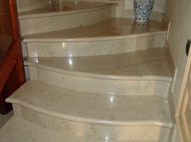 https://img.gogetposts.net/1738028130191.jpg