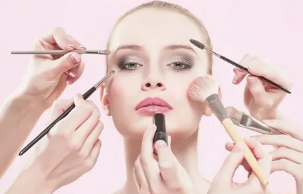 �����������